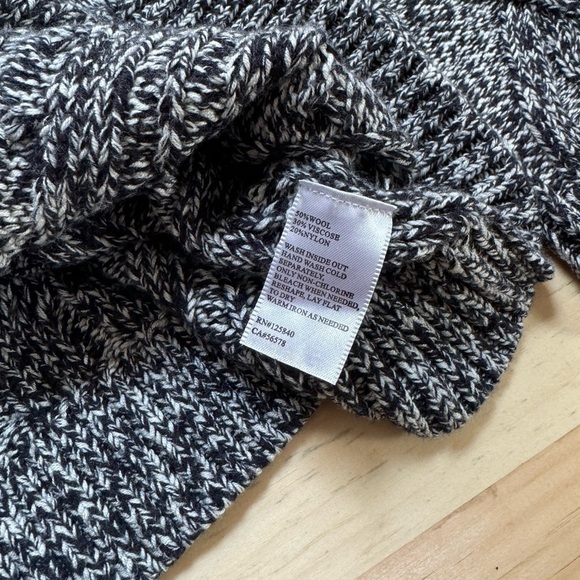 Intermix Sweater - Picture 2 of 3